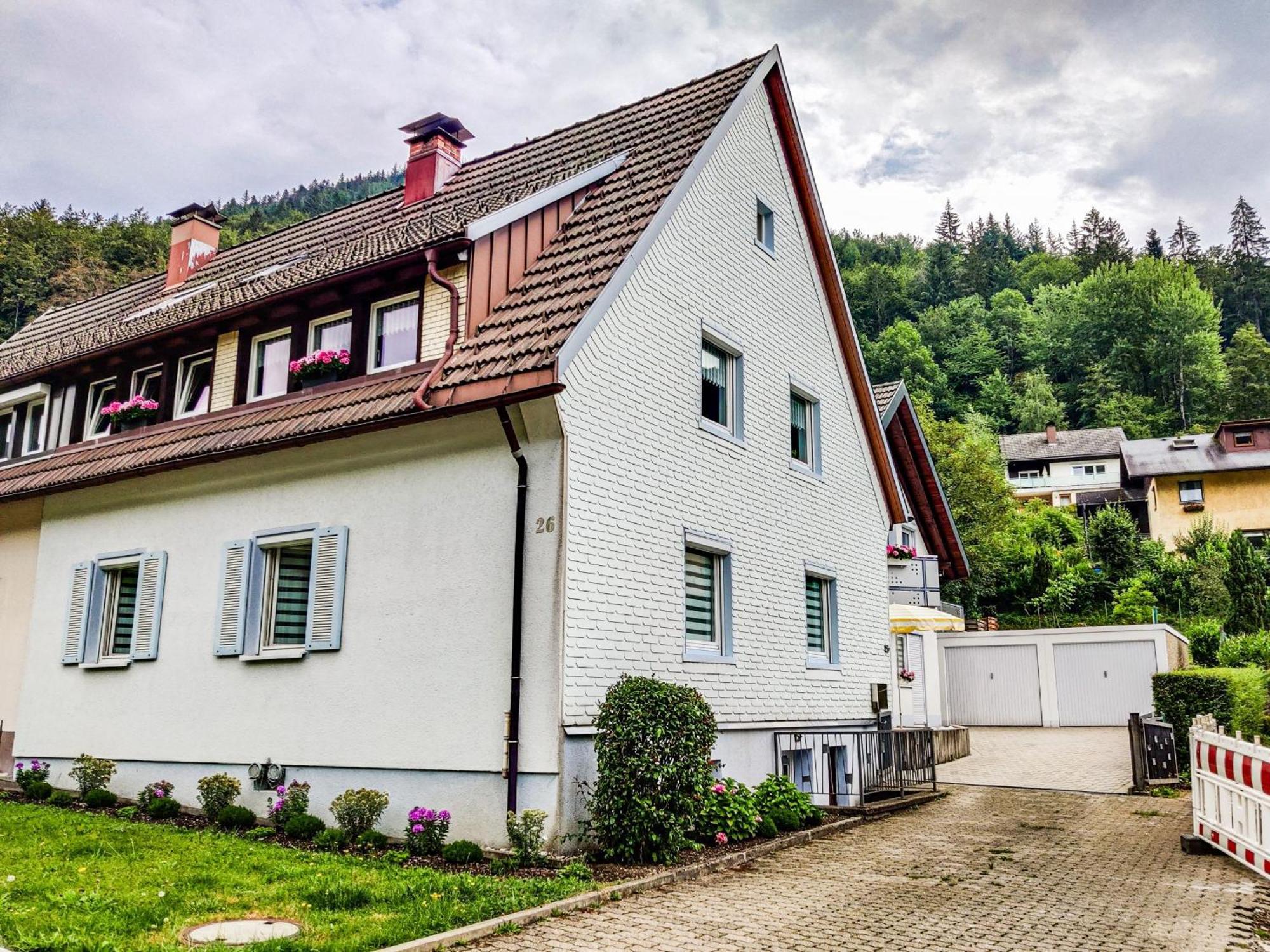 Ferienwohnung Ella, 95Qm, Terrasse Тодтнау Екстериор снимка
